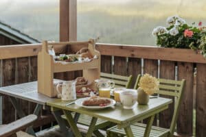 Frühstück auf der Terrasse des Appartements