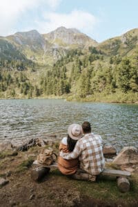zu zweit am Scheibelsee in Hohentauern